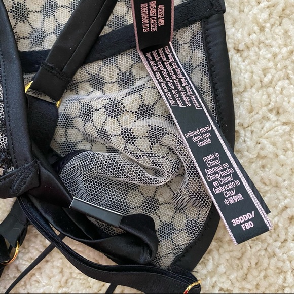 Victoria’s Secret Starburst Unlined Demi B… - Picture 10 of 10